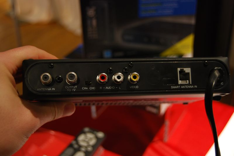 Illustration for article titled RCA DTA800 Digital Converter for Analog TVs Updated, Delayed